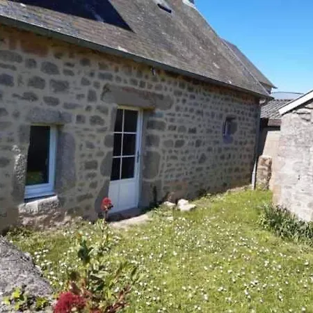 Les Macareux, Maison A 900 M De La Montfarville